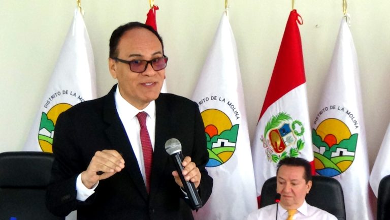 Expositor Abel Santibáñez, director de ENDICOM